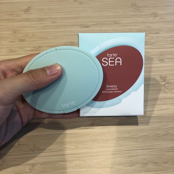 tarte Breezy Cream Blush (NEW) - Picture 2 of 3